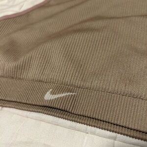 Nike Ribbed Sports Bra - Taupe